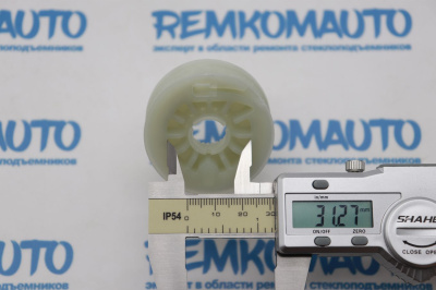 Ролик стеклоподъёмника (катушка стеклоподъемника) 771576