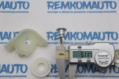 Обводной ролик стеклоподъёмника (комплект) 770333 Обводной ролик стеклоподъёмника (комплект) 770333