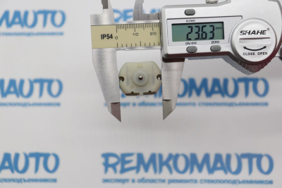 Моторчик (двигатель) центрального замка задней правой двери 772737