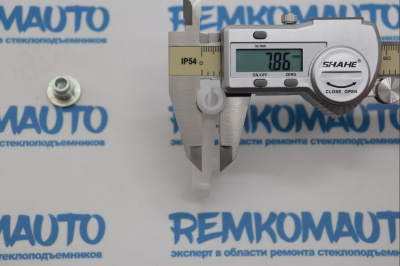 Обводной ролик стеклоподъёмника с клепкой 770599