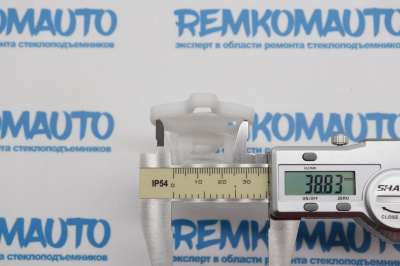 Фиксатор замка двери BMW 5-series F10 (перед. лев.) 771471