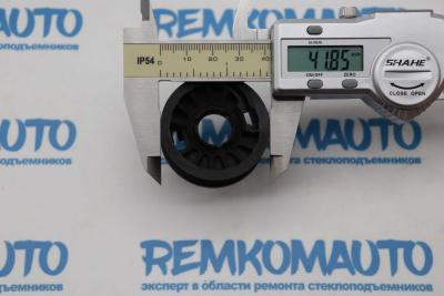 Ролик стеклоподъёмника (катушка стеклоподъемника) 771570