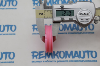 Ролик стеклоподъёмника (катушка стеклоподъемника) 770611