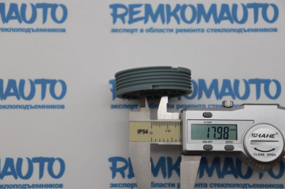 Ролик стеклоподъемника (катушка стеклоподъемника) 770339