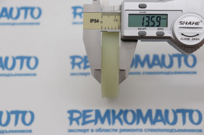 Ролик боковой сдвижной двери Volkswagen Transporter T5/T6 771611