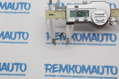 Пружина замка двери Mercedes Benz (перед./зад. лев.) 772518