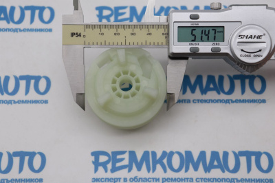 Ролик стеклоподъёмника (катушка стеклоподъемника) 770422