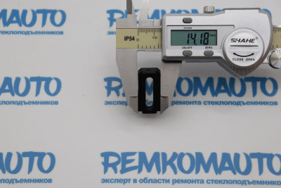 Фиксатор люка крыши Renault 771505