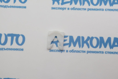 Фиксатор стекла стеклоподъёмника 771348