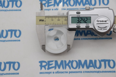 Ролик стеклоподъёмника (катушка стеклоподъемника) 771175