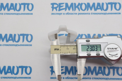 Фиксатор замка двери BMW 5-series F10 (перед. прав.) 771472