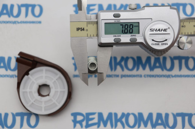 Обводной ролик стеклоподъёмника (комплект) 770608