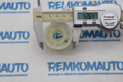 Ролик стеклоподъёмника (катушка стеклоподъемника) 770065