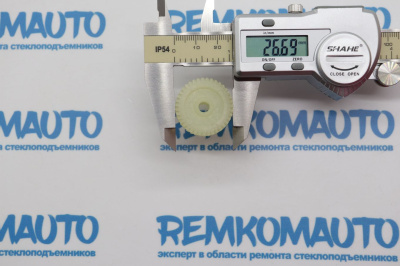 Шестерня замка двери Volkswagen Transporter/Caddy 770182