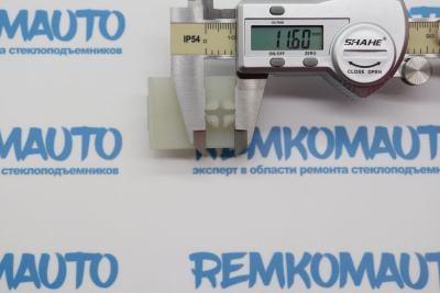 Фиксатор стекла стеклоподъёмника Ford 772765