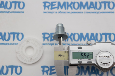 Обводной ролик стеклоподъёмника с клепкой 770588