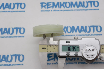 Ролик (катушка) стеклоподъёмника правый 770187