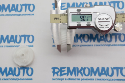 Комплект шестерен замка двери BMW (2 шт.) (перед. лев.) 771513