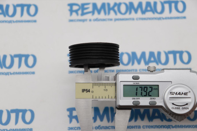 Ролик (катушка) стеклоподъёмника Seat Ibiza 771528