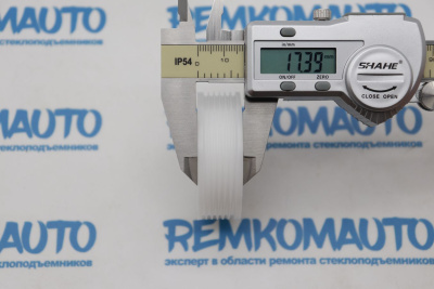 Ролик (катушка) стеклоподъёмника Iveco 771231