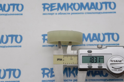 Ролик стеклоподъёмника (катушка стеклоподъемника) 770831