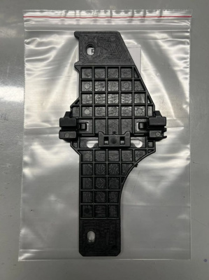 Направляющий держатель стеклоподъёмника (каретка стеклоподъемника) 771072