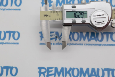 Пружина замка двери Mercedes Benz (перед./зад. прав.) 772517