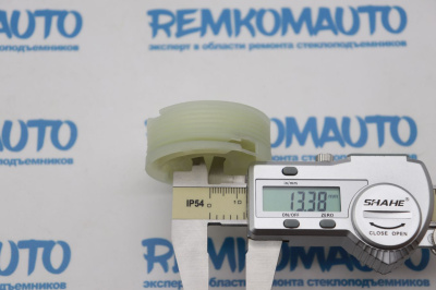 Ролик стеклоподъёмника (катушка стеклоподъемника) 771577