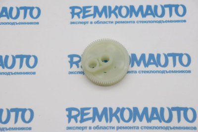 Шестерня электромотора стеклоочистителя NEW HOLLAND 772647