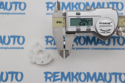 Обводной ролик стеклоподъёмника с клепкой 772407