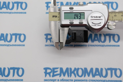 Фиксатор стекла стеклоподъёмника 770651