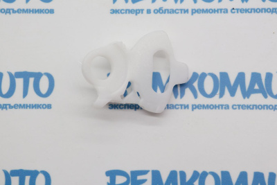 Фиксатор замка двери BMW 5-series F10 (перед. прав.) 771472