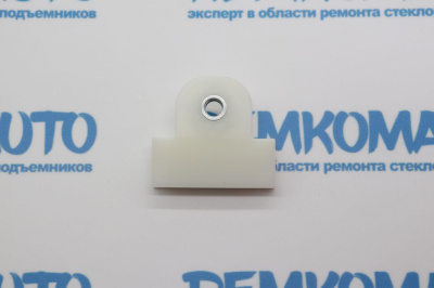 Держатель стекла (лопатка) стеклоподъёмника Nissan/Toyota 771166