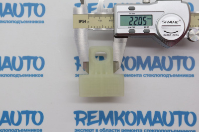 Держатель стекла (лопатка) стеклоподъёмника Renault Scenic 3 2009-2012 771340