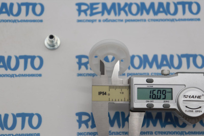 Обводной ролик стеклоподъёмника с клепкой 770999