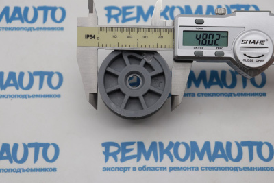 Ролик стеклоподъёмника (катушка стеклоподъемника) 770976