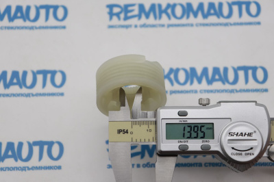 Ролик стеклоподъёмника (катушка стеклоподъемника) 770065