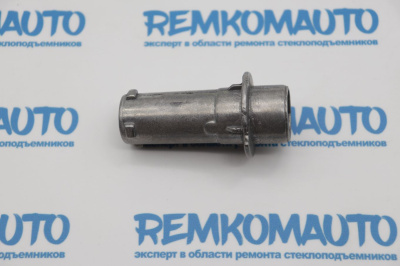 Кронштейн бокового зеркала двери Volkswagen Polo 771666