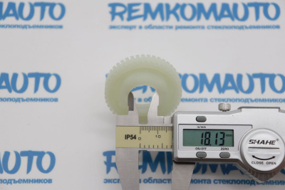 Шестерня люка крыши Land Rover Freelander 770671