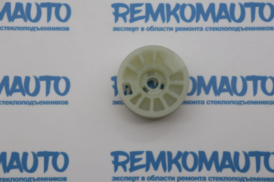 Ролик стеклоподъёмника (катушка стеклоподъемника) 776047