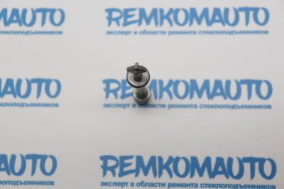 Шток личинки замка двери BMW X1 E84 (перед. лев./прав.) 771604