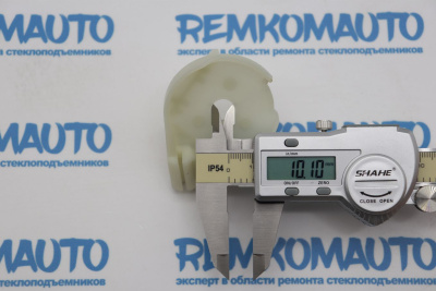 Держатель обводного ролика стеклоподъёмника 770606