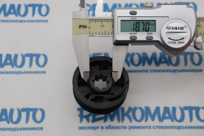 Ролик стеклоподъемника (катушка стеклоподъемника) 771756