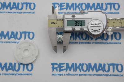 Обводной ролик стеклоподъёмника с клепкой 770954