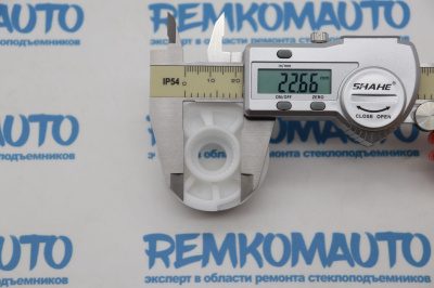 Ролик стеклоподъёмника (катушка стеклоподъемника) 770820