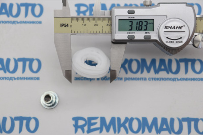 Обводной ролик стеклоподъёмника с клепкой 771335 Обводной ролик стеклоподъёмника с клепкой 771335