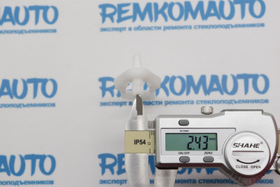 Фиксатор замка двери Mercedes Benz 771780