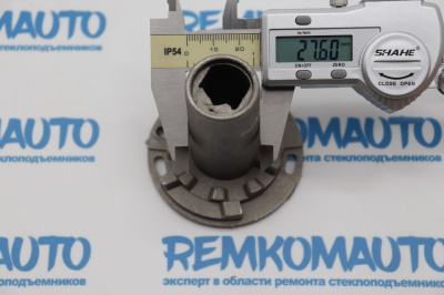 Кронштейн бокового зеркала двери Volkswagen Transporter T5/T6 770185