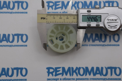 Ролик стеклоподъёмника (катушка стеклоподъемника) 776054