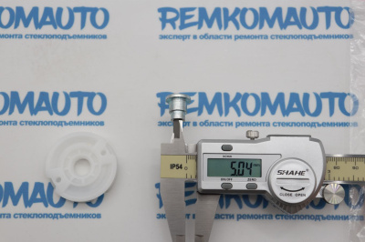 Обводной ролик стеклоподъёмника с клепкой 772495